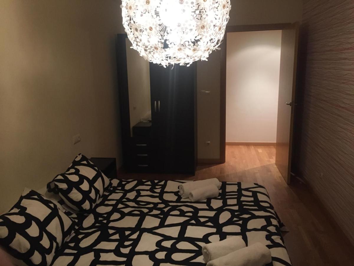 Tudela Balcon De Bardenasアパートメント エクステリア 写真