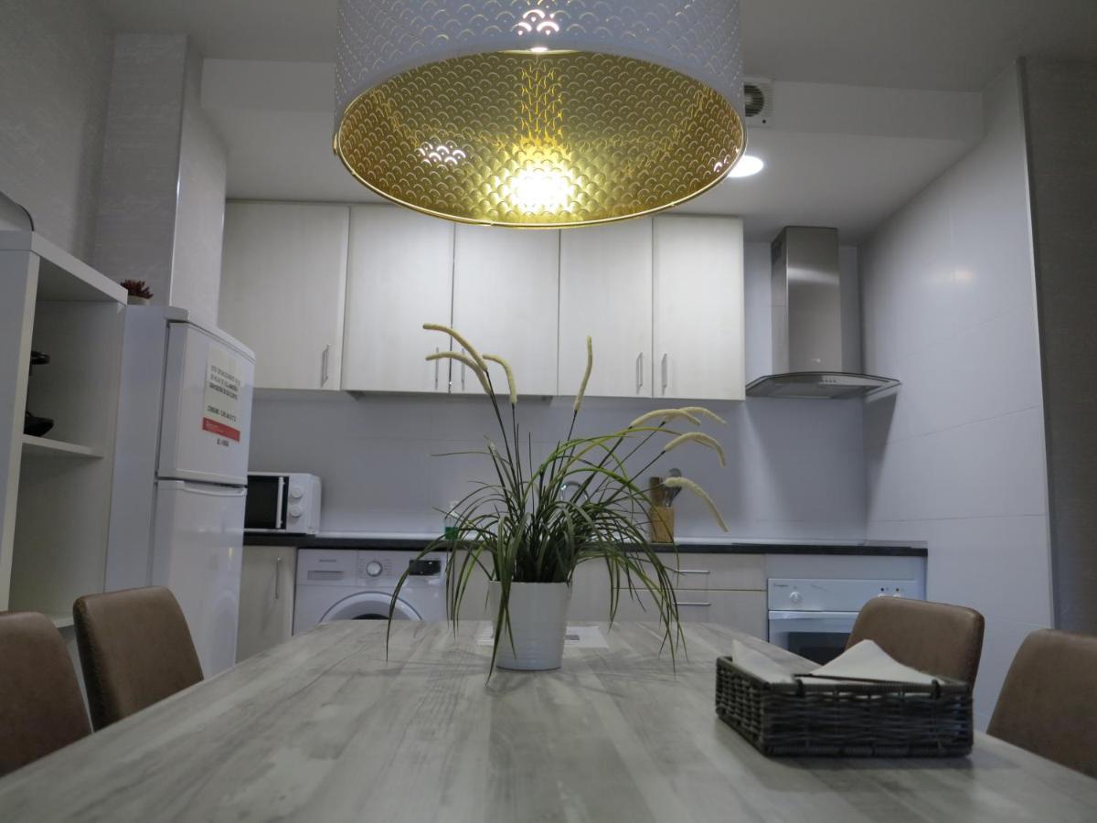 Tudela Balcon De Bardenasアパートメント エクステリア 写真