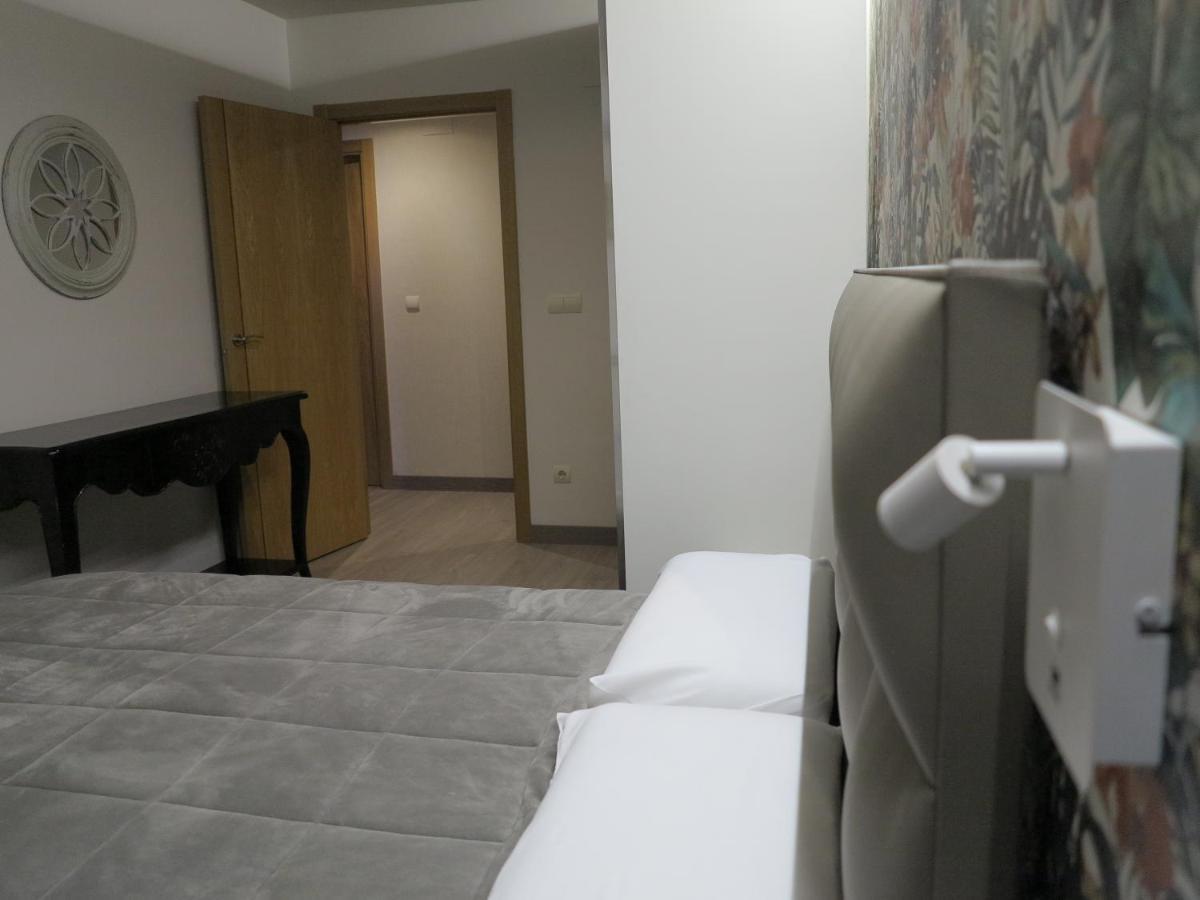 Tudela Balcon De Bardenasアパートメント エクステリア 写真
