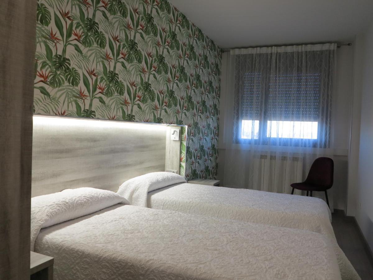 Tudela Balcon De Bardenasアパートメント エクステリア 写真