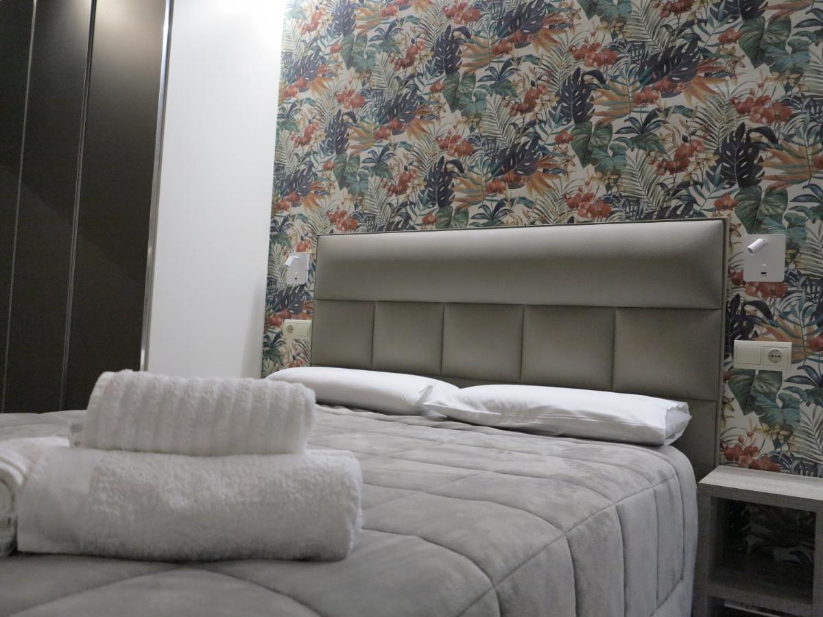 Tudela Balcon De Bardenasアパートメント エクステリア 写真