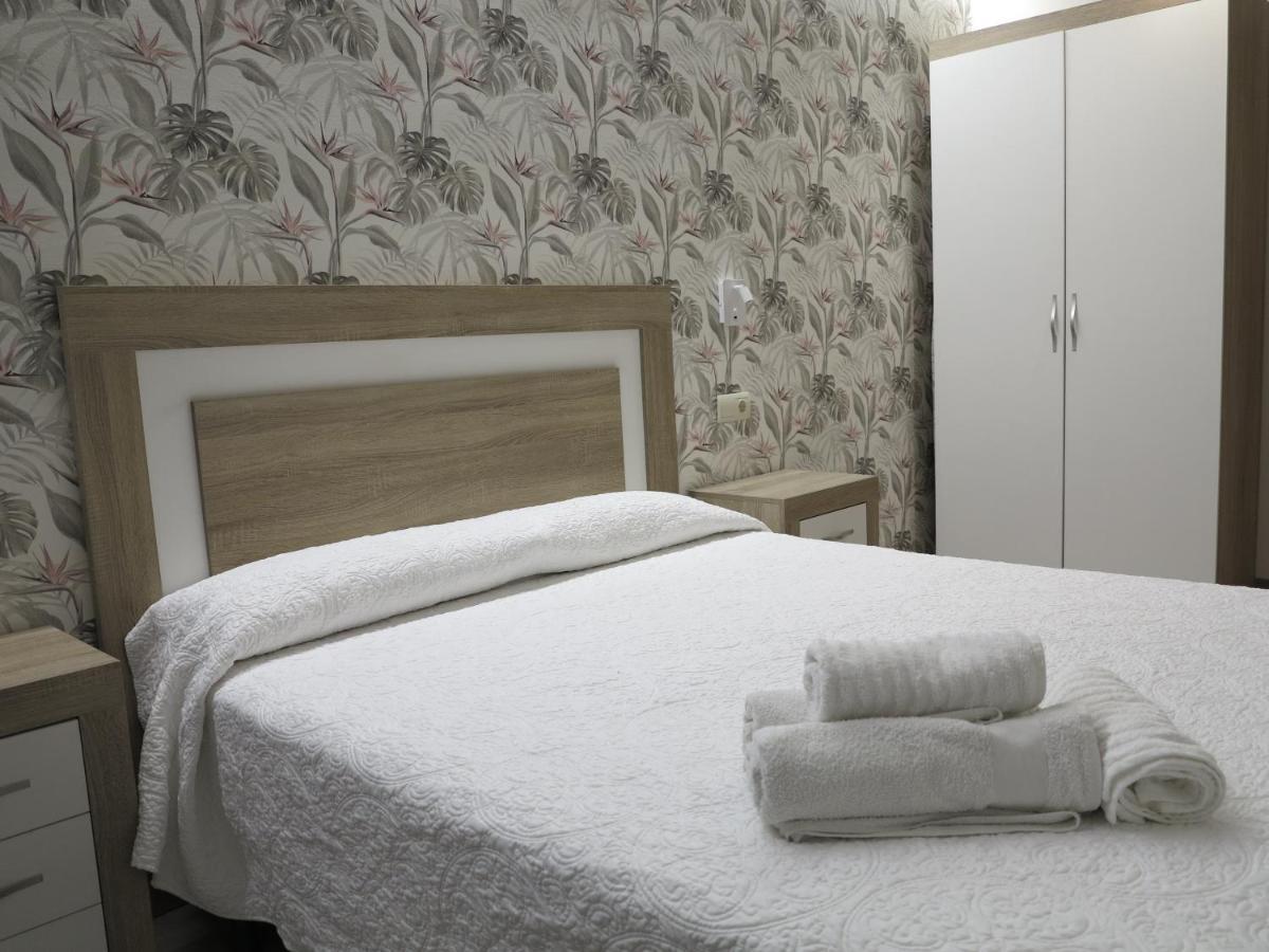 Tudela Balcon De Bardenasアパートメント エクステリア 写真