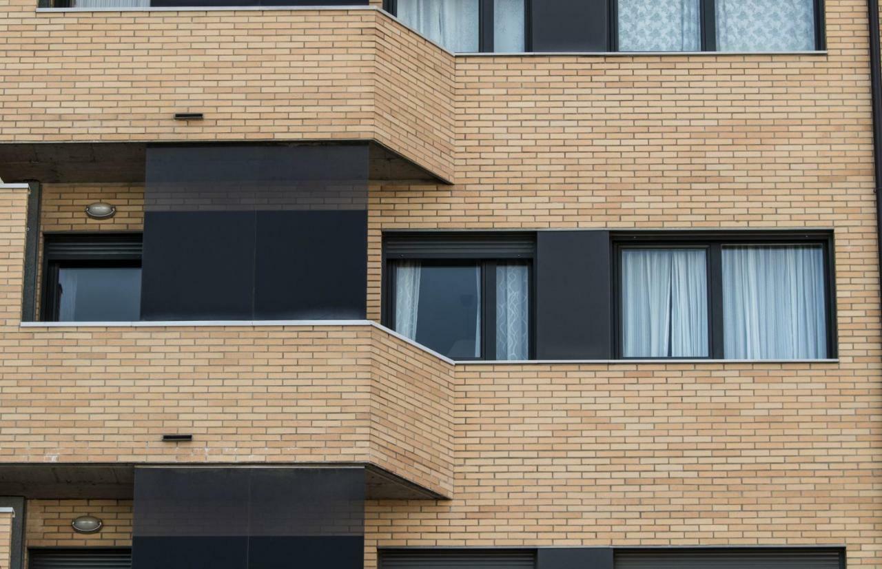 Tudela Balcon De Bardenasアパートメント エクステリア 写真